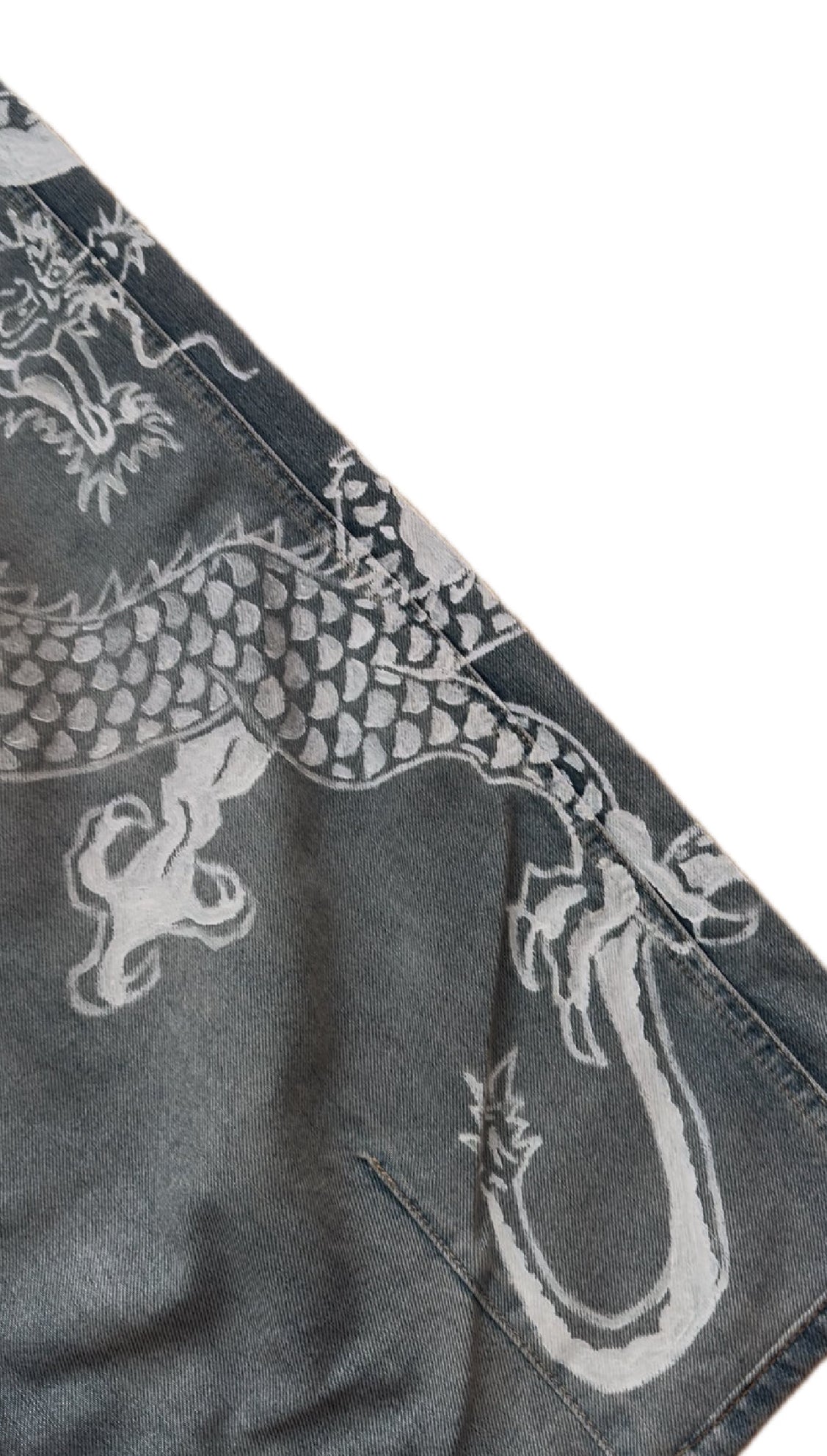 “Japanese Dragon” jeans