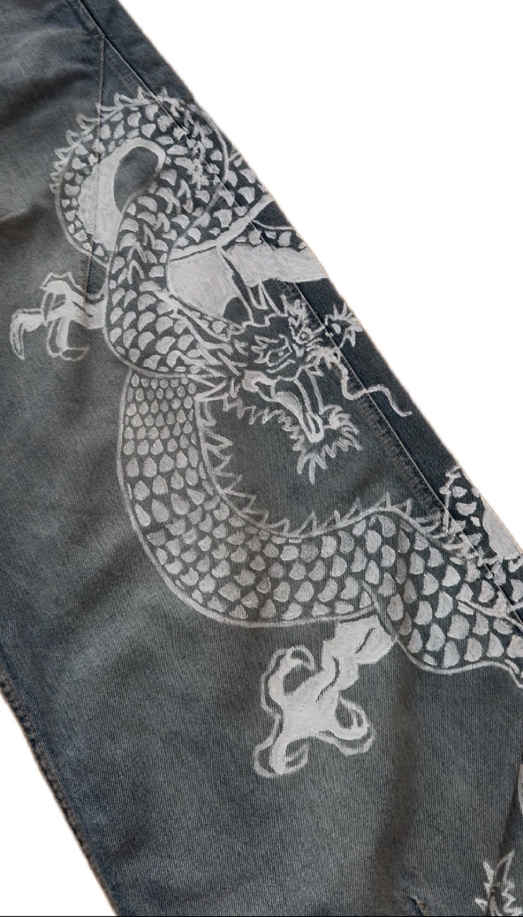 “Japanese Dragon” jeans