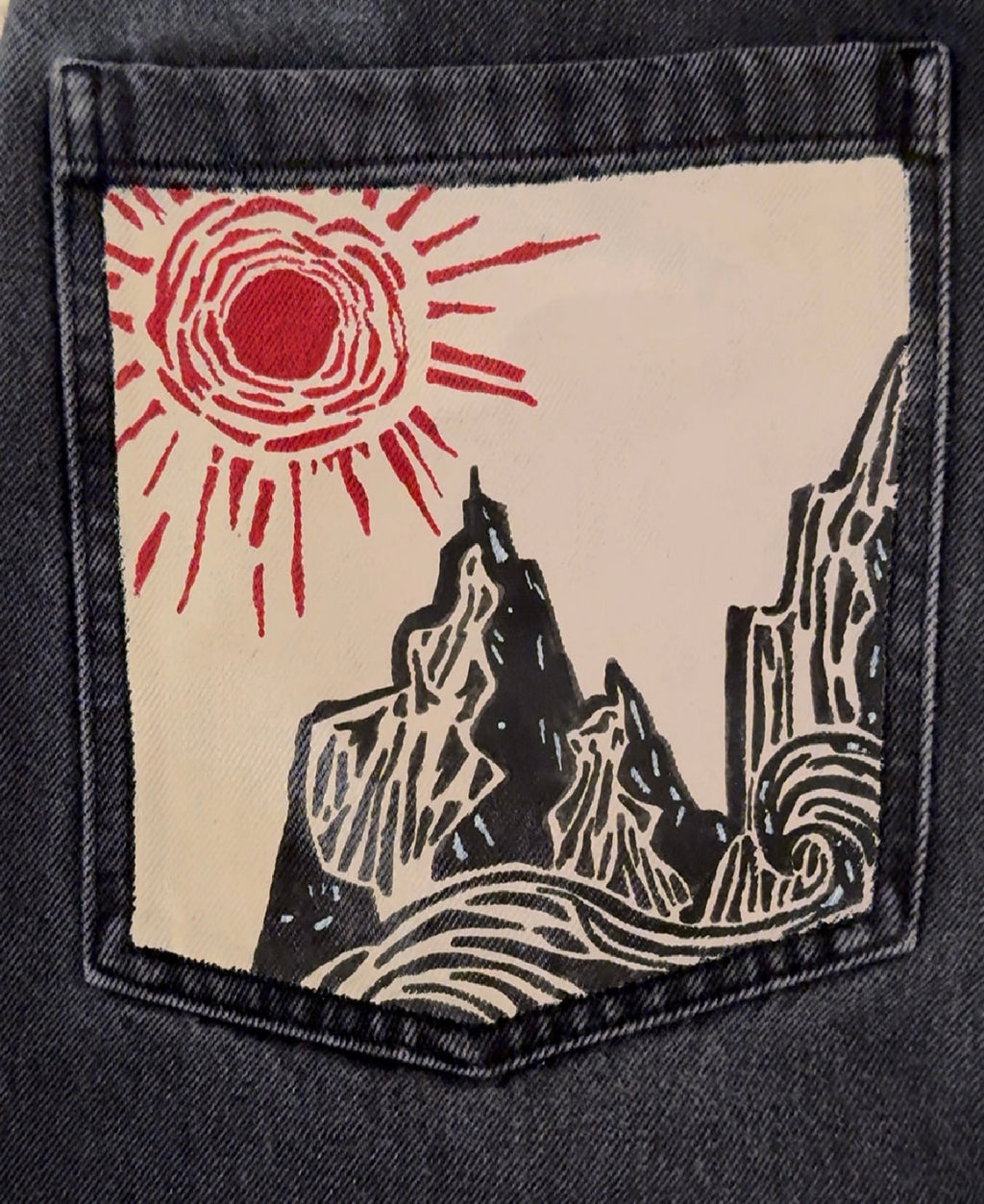 “Mountains” jorts